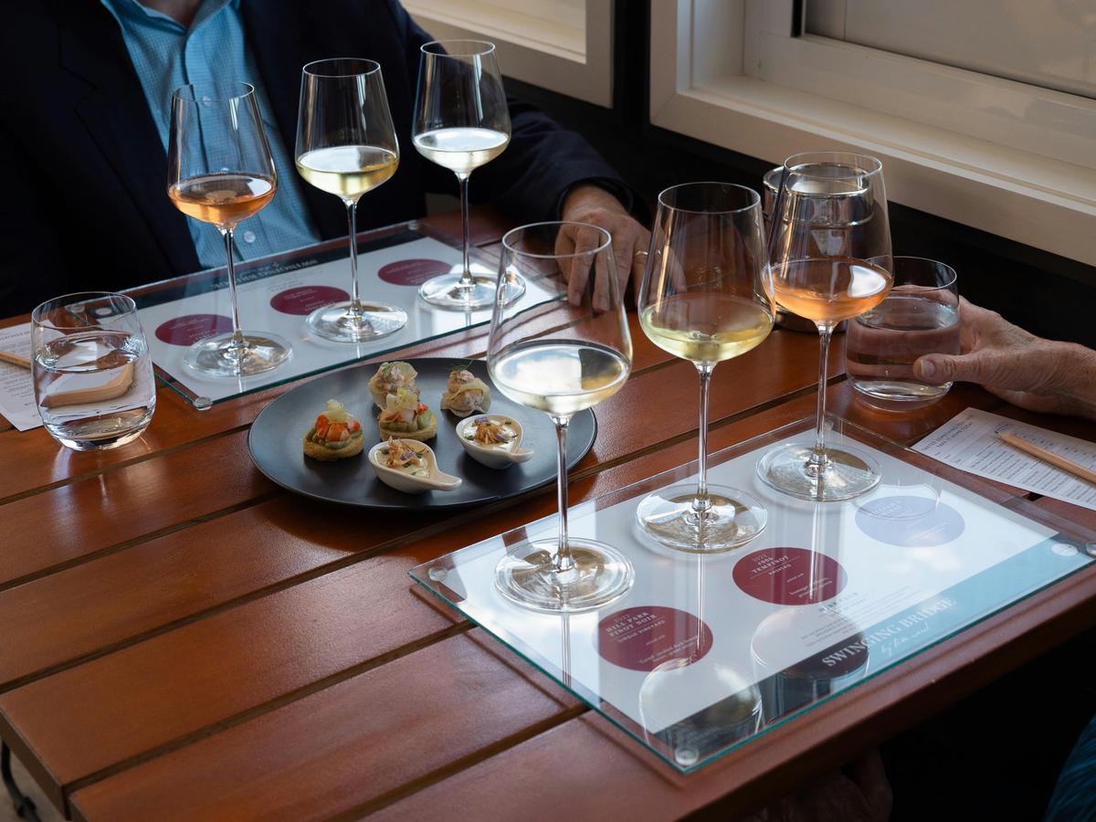 Savour with Swinging Bridge