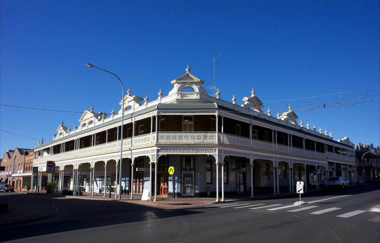 Beardy Street Armidale