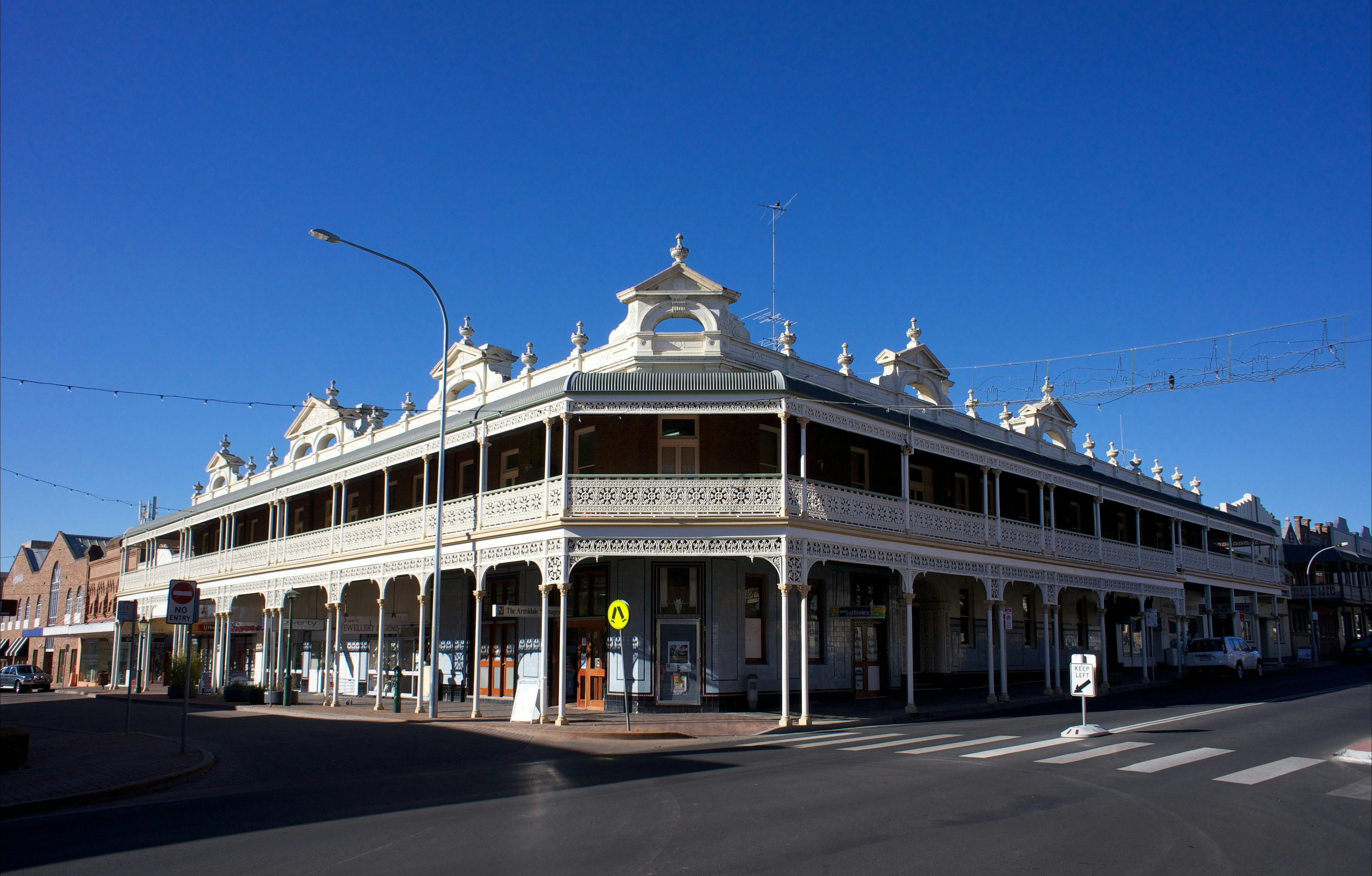 Beardy Street Armidale