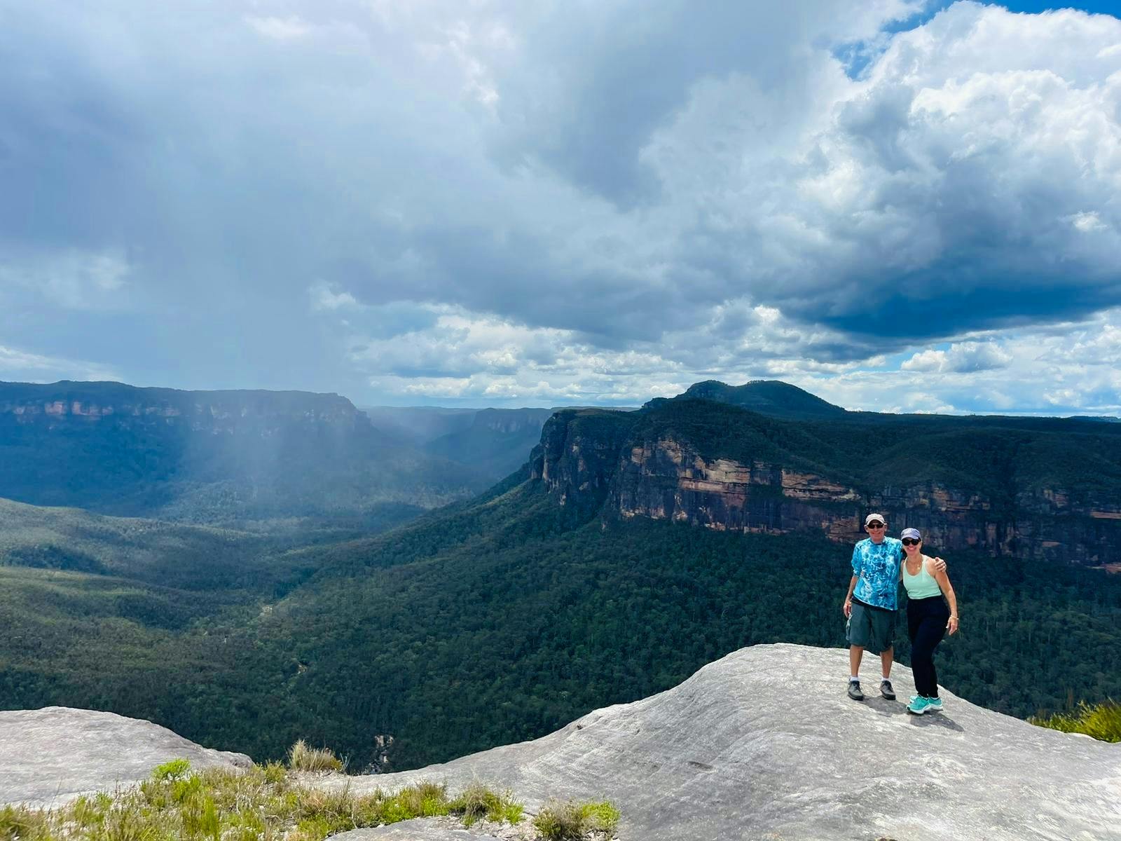 Blue Mountains grandeur above the Gross Valley