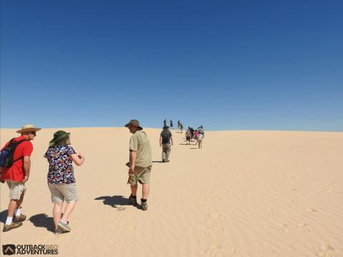 Mungo Lunette Guided Walk