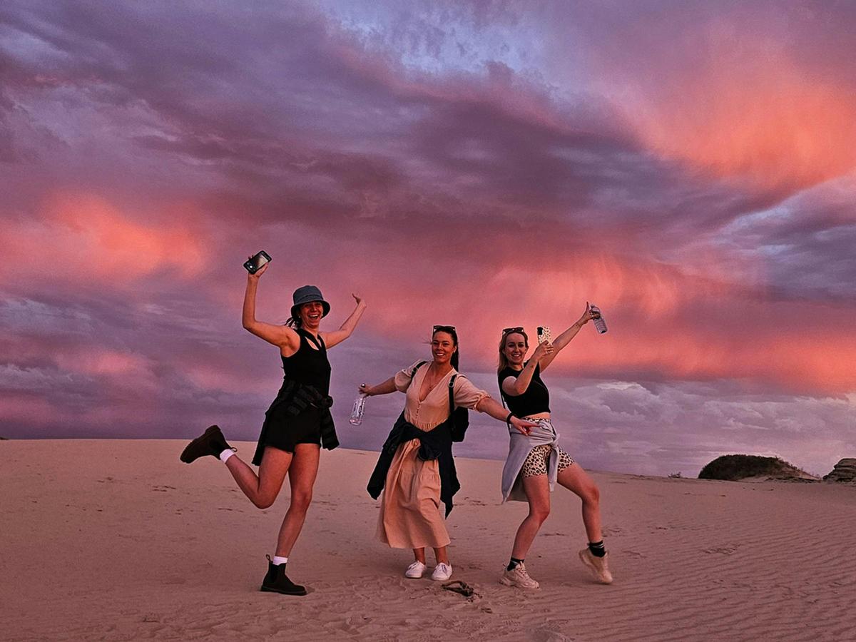 Mungo Crazy Skies
