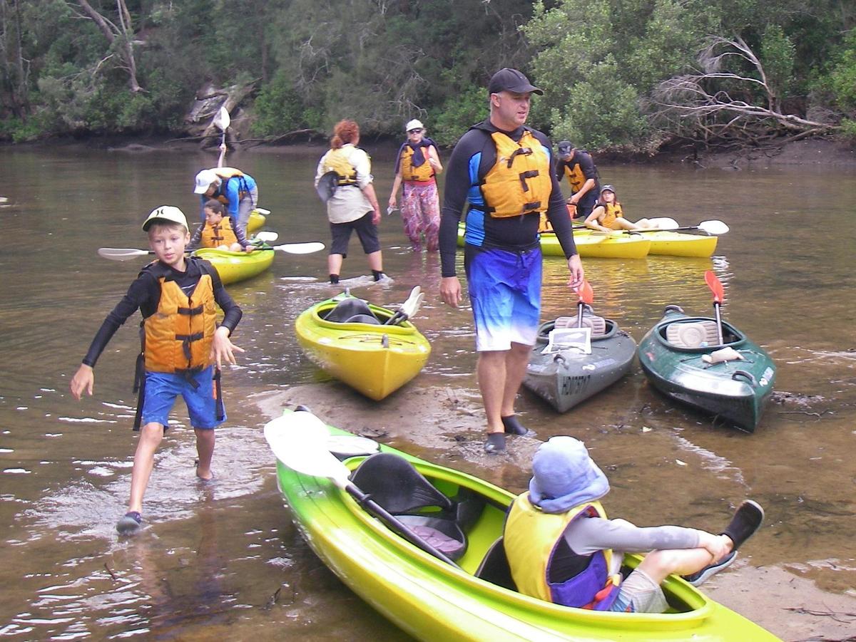 Southern Cross Kayaking Ku-ring-gai NP Kayak Tour