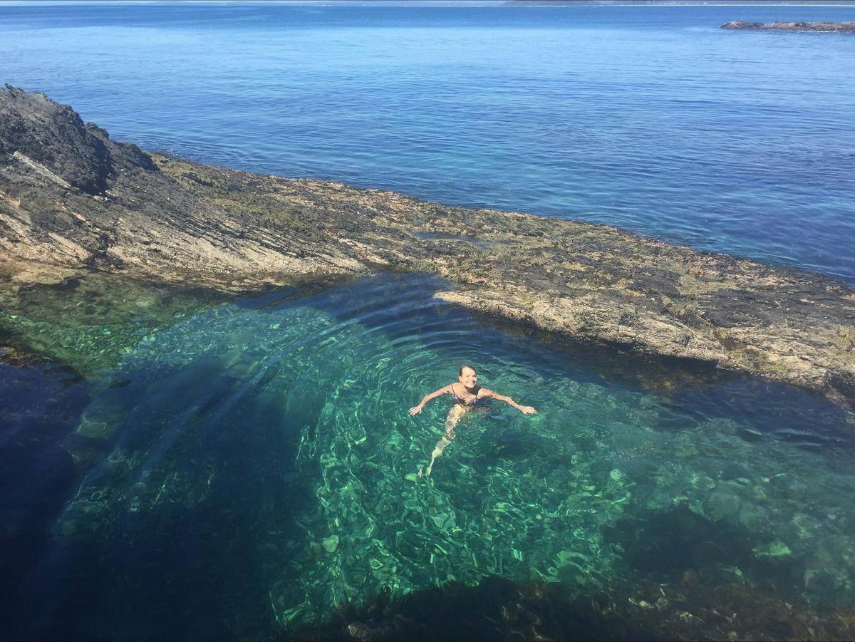 Discover remote rock pools!