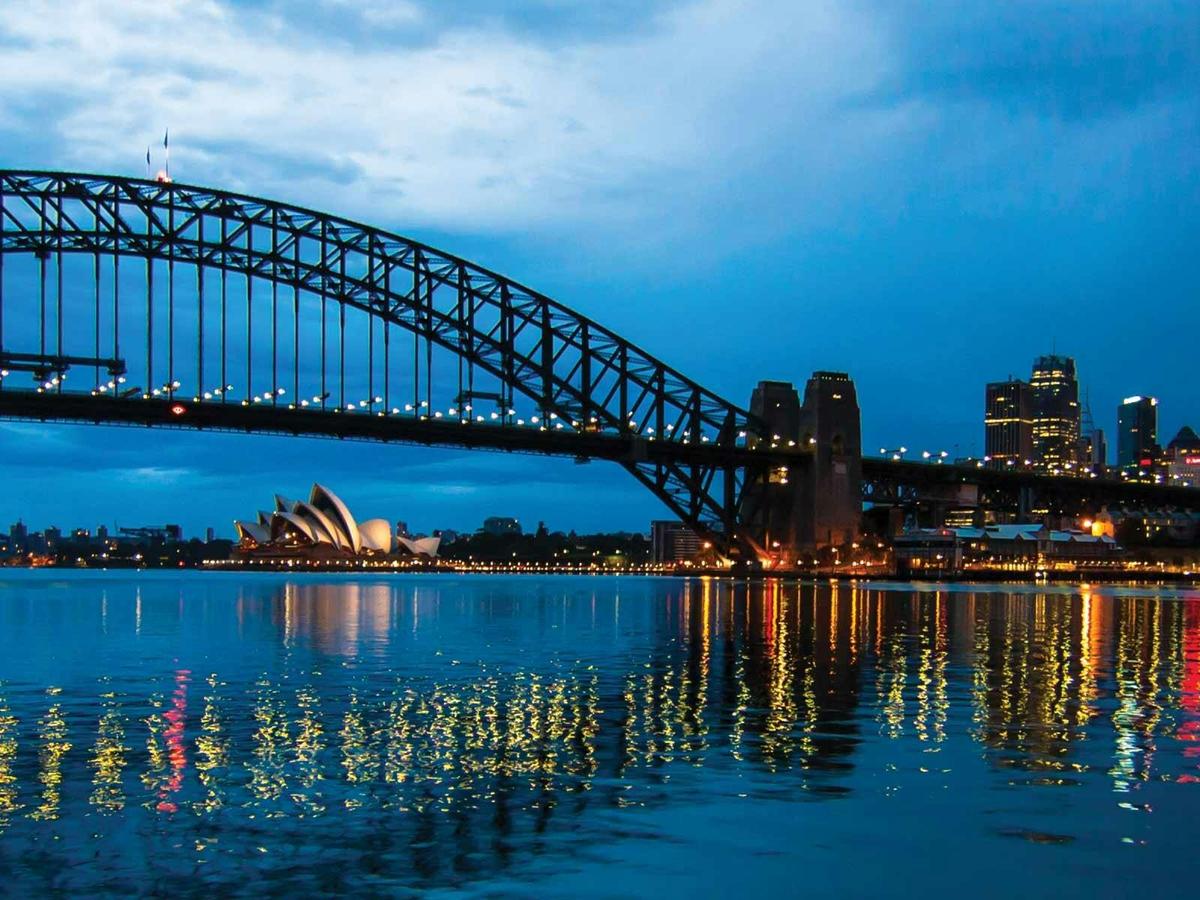 The Opera House and the Harbour Bridge at night