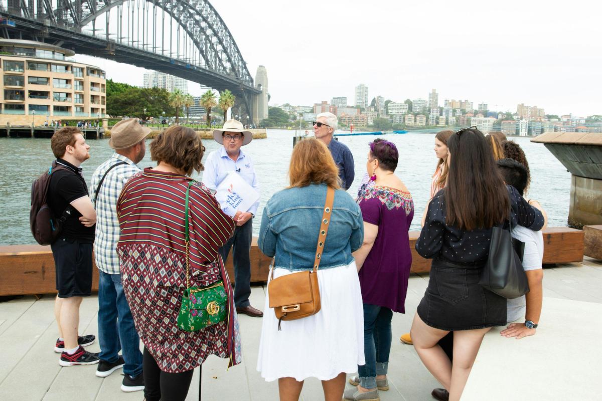 Private Groups and Exclusive Guided Walking Tours of The Rocks