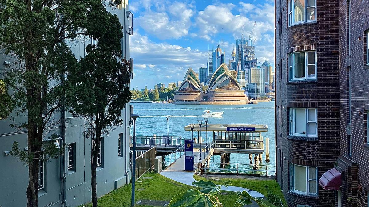 Sydney Opera House, Sydney Highlights and Beach – Luxury Private Sightseeing Tour in Sydney