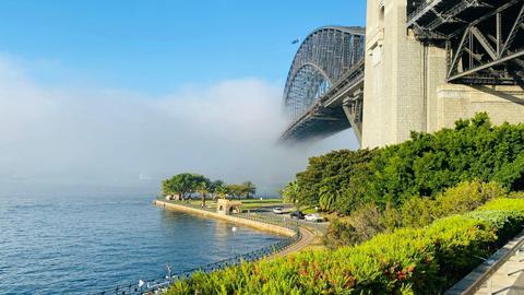 Sydney Harbour Bridge, Sydney Highlights and Beach – Luxury Private Sightseeing Tour in Sydney