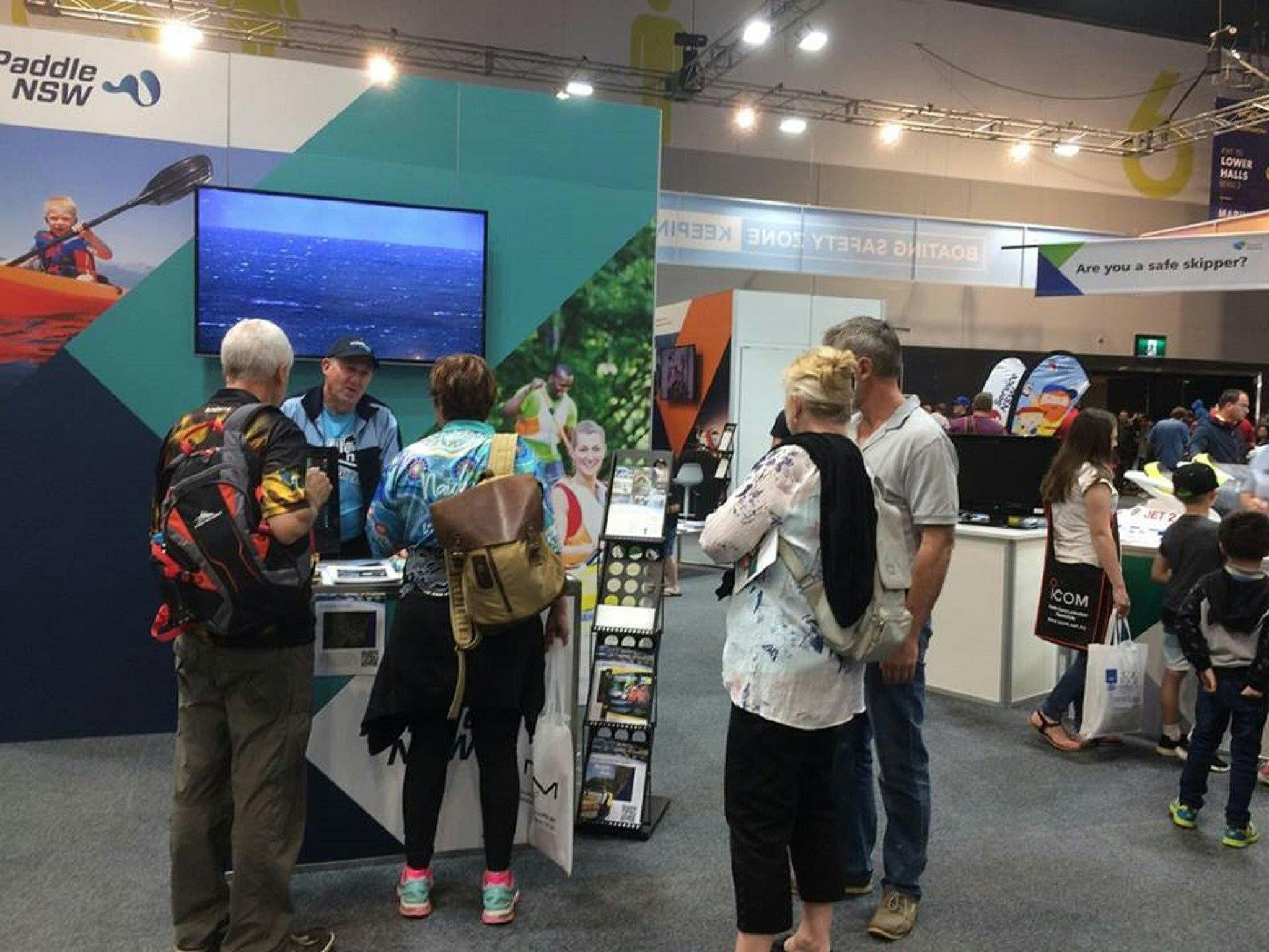 Paddle Australia...chatting with public