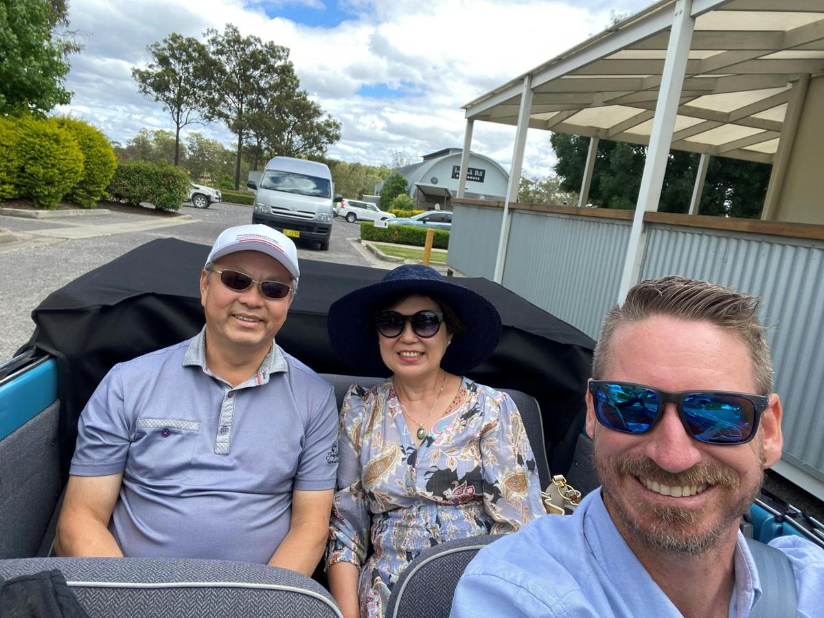 Twisted Vine Unique Tours - 3.5hr Wine Tour VW Beetle