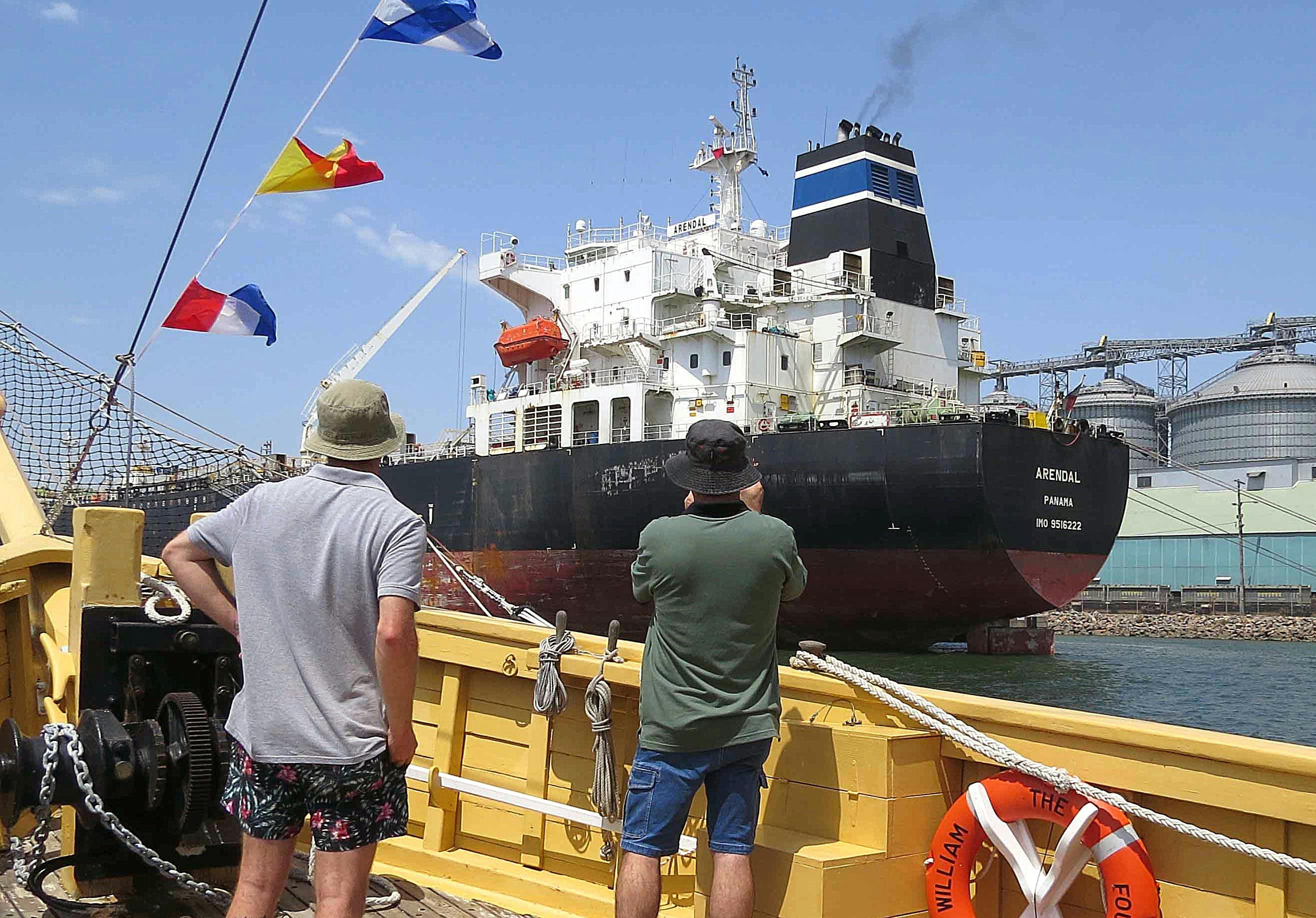 Experiencing Newcastle Harbour up close on William The Fourth