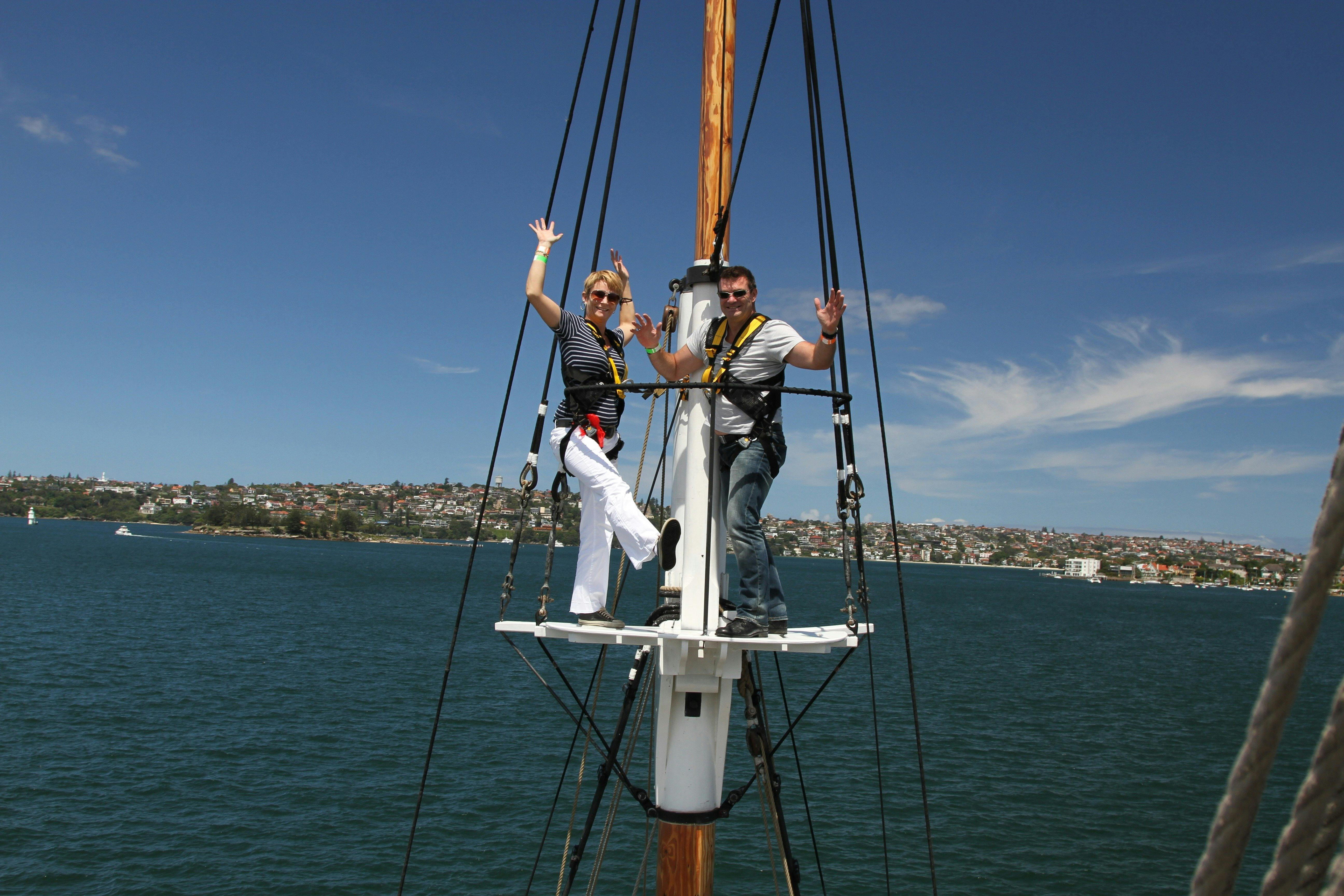 Mast climb
