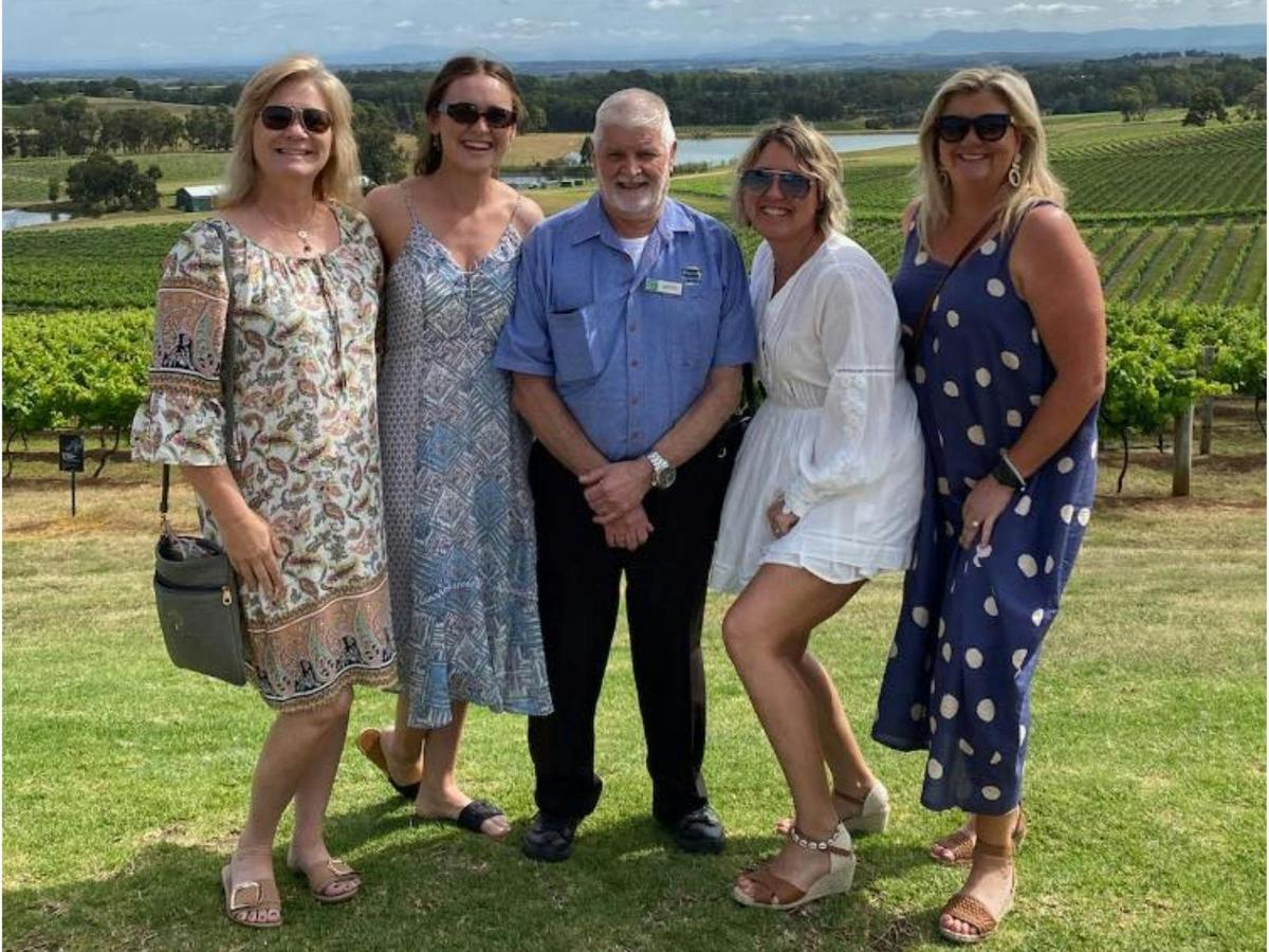 Vineyard Shuttle Service