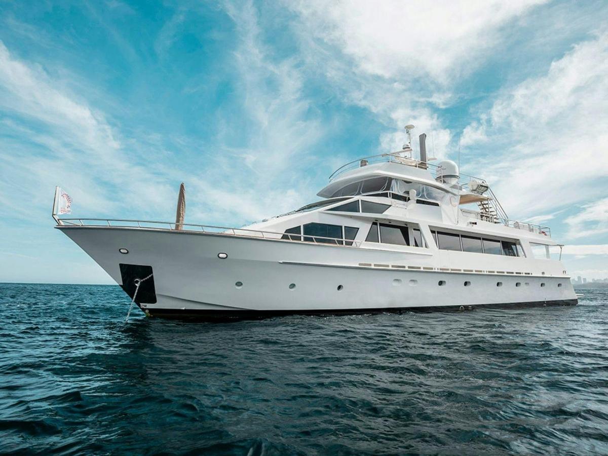 YOTSPACE superyacht voyages - Corroboree Sydney Cruise