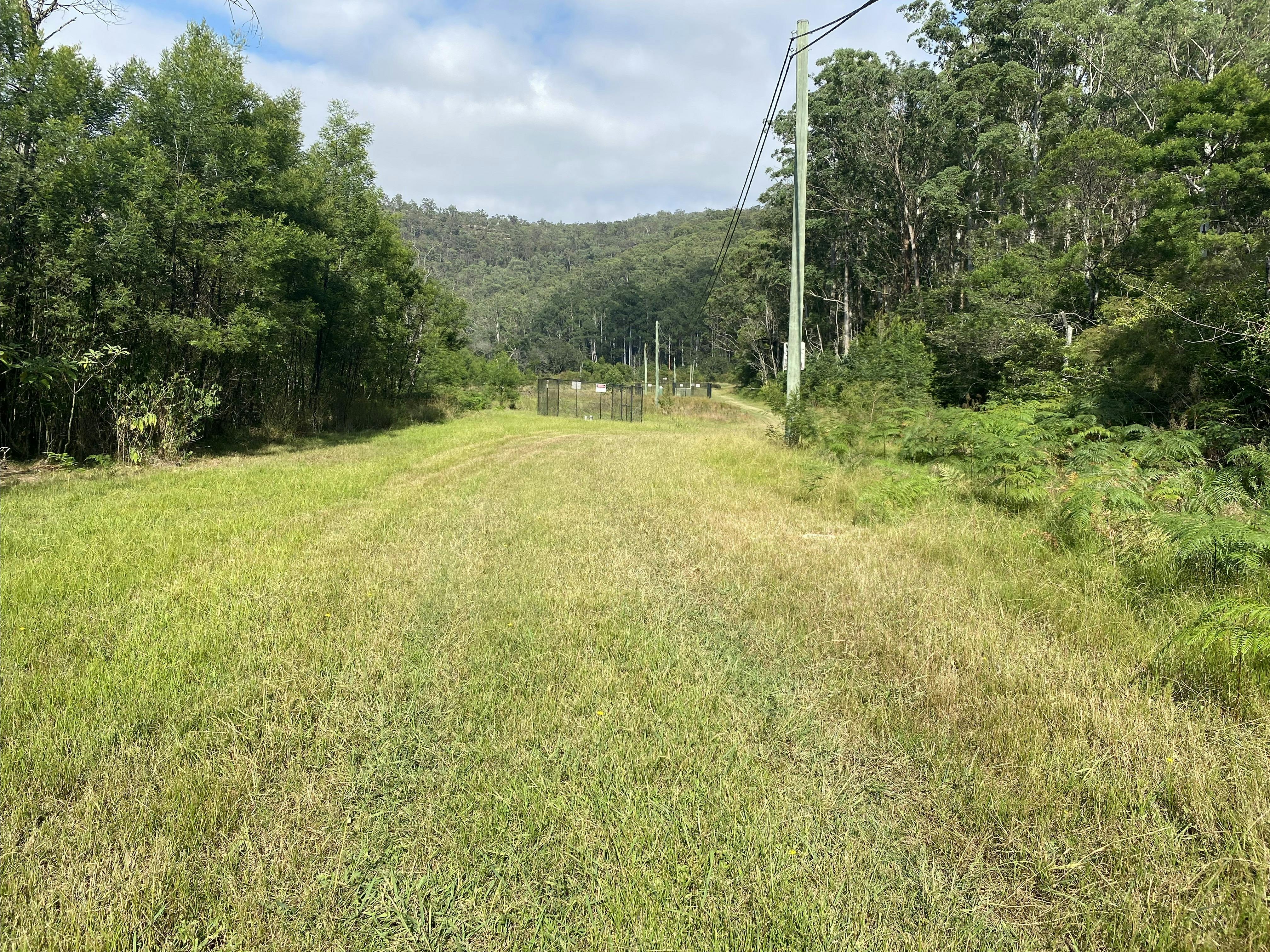 The GRW track in the historic Mangrove Creek valley