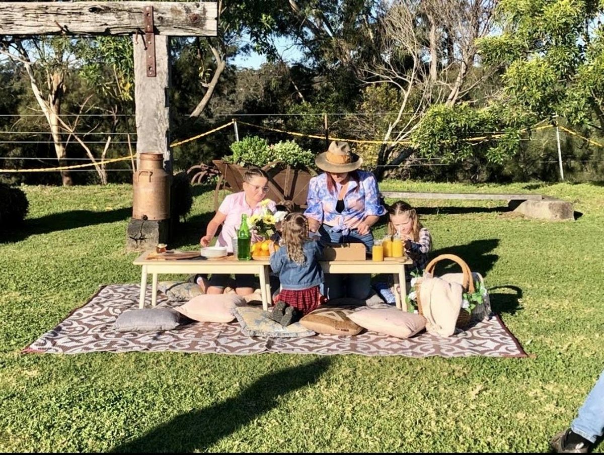 ORCHARD PICNIC