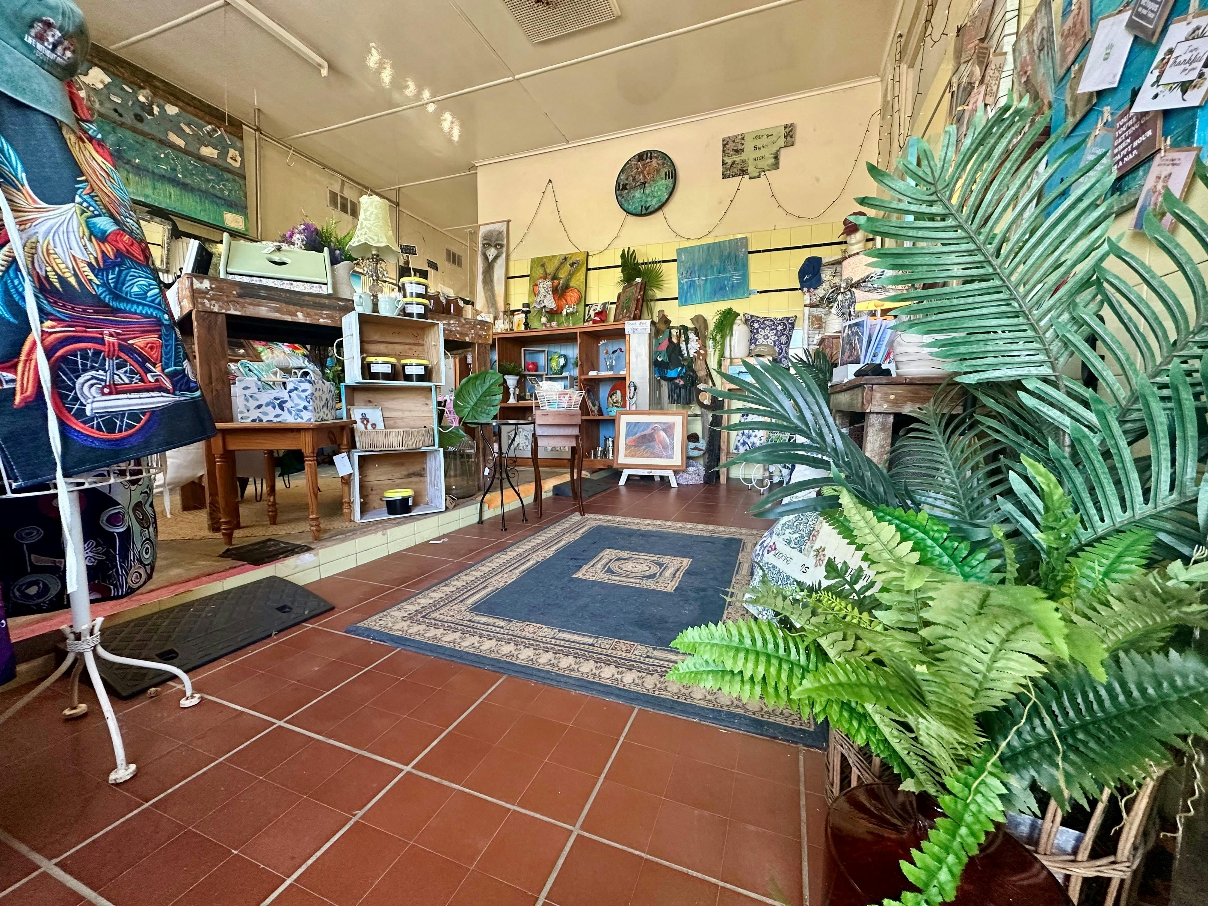 Love and the Kitchen Sink Ulmarra