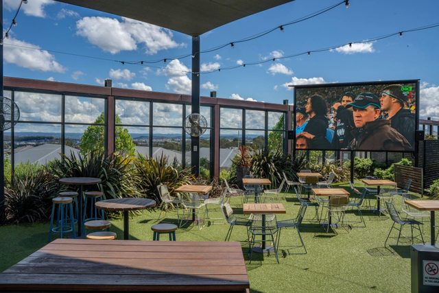 Country Club Gledswood Hills