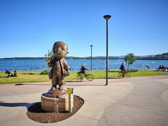 Creative Lake Sculpture Trail