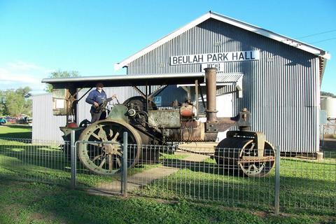 Eulah Creek Vintage Machinery Day and Cast Iron Chef  Weekend