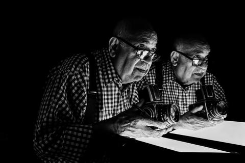 Mervyn Bishop - Close Up