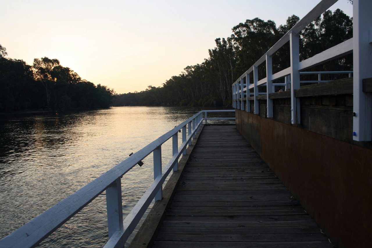 Rivalea Fishing Platform