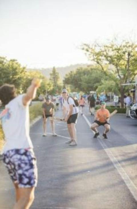 Sparkling Streets  Christmas Party