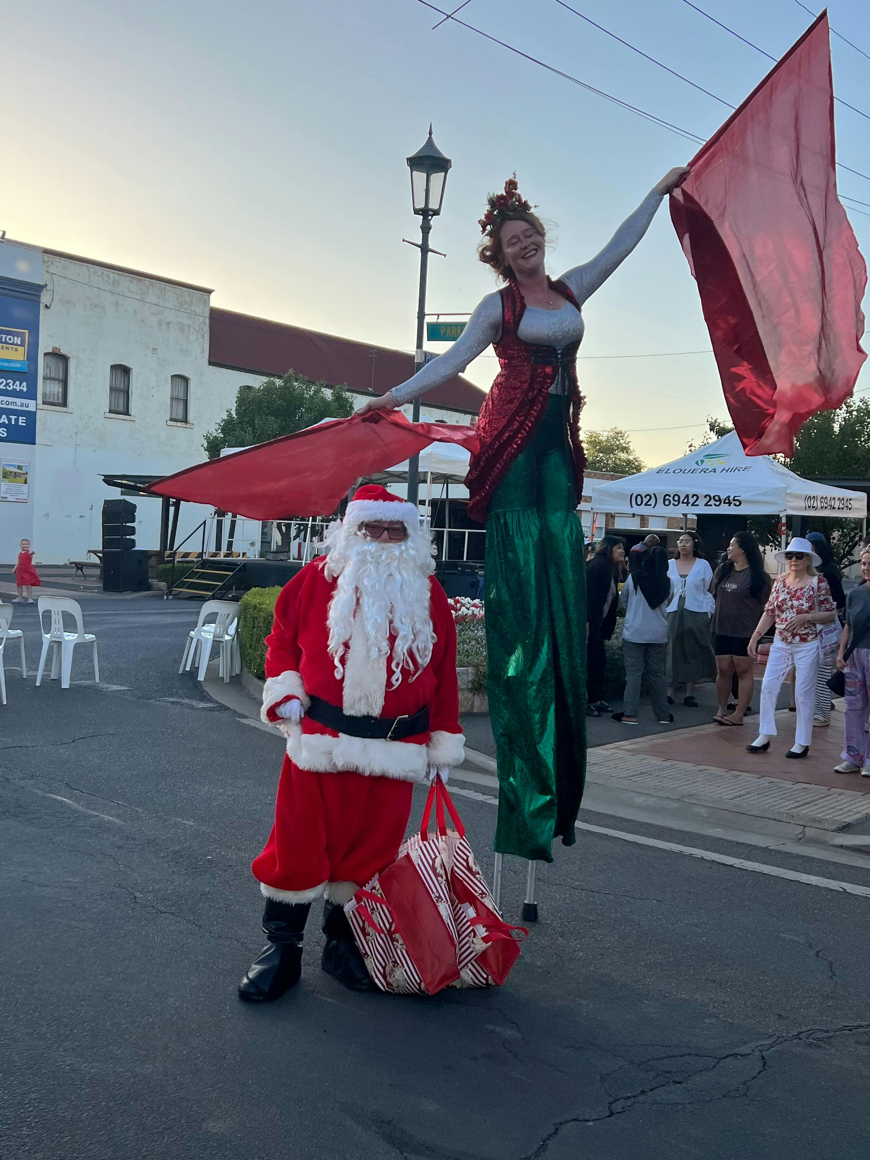 Roving Entertainment