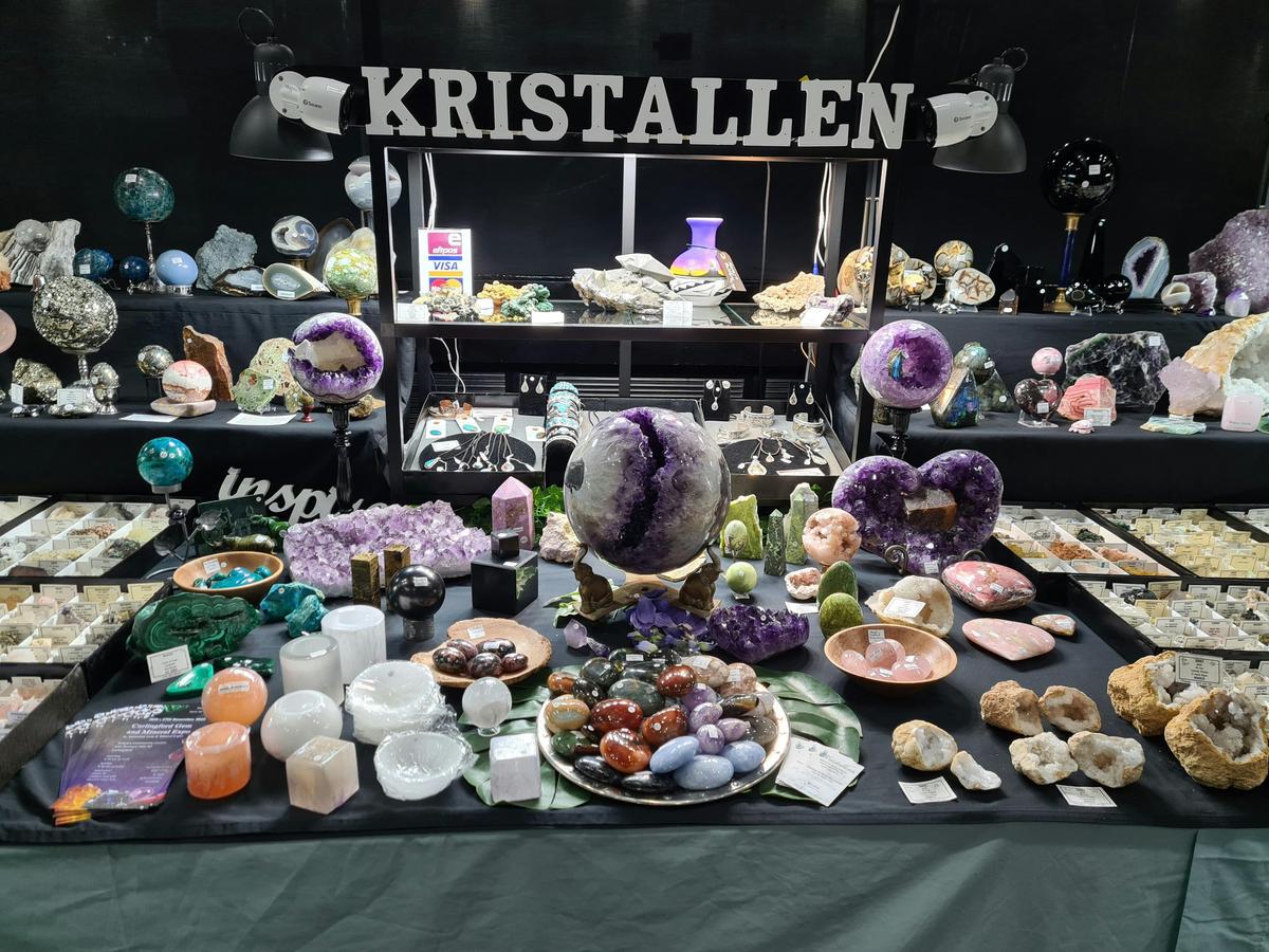 Gems, Minerals and Polished Stone