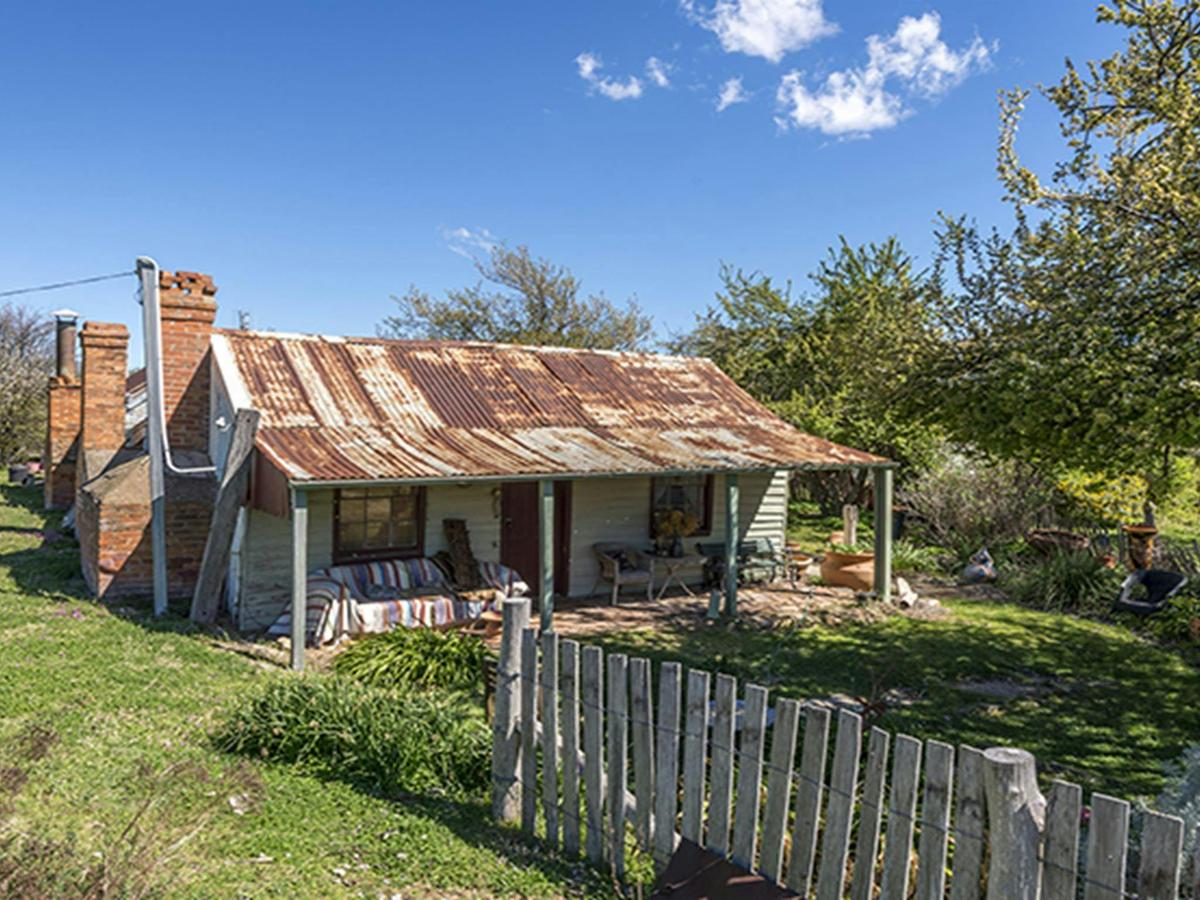 Denningtons Cottage