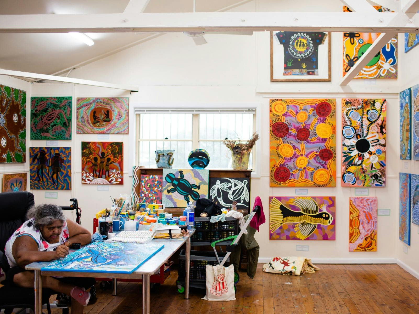 Aunty Lorraine finalising artworks for the Last Minute Gallery Exhibition