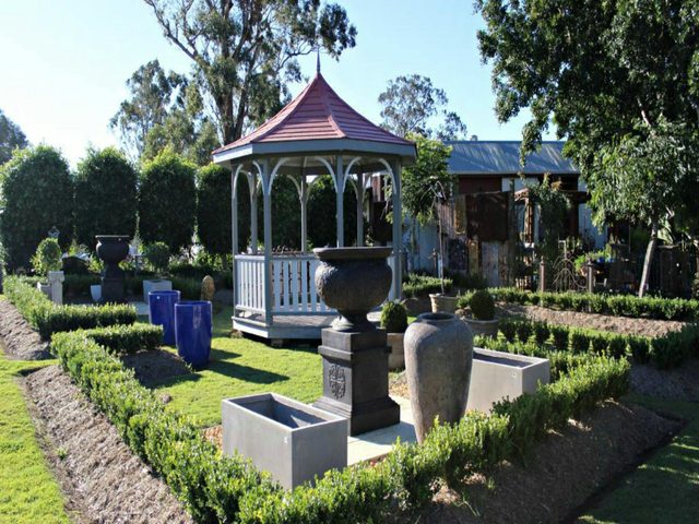 Country Elegance Gardens and Gifts