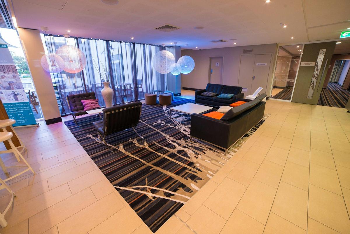 Lobby Bar