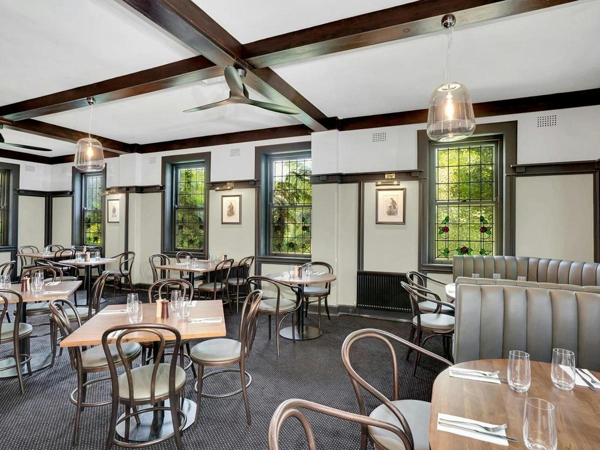 Bundanoon Hotel 3