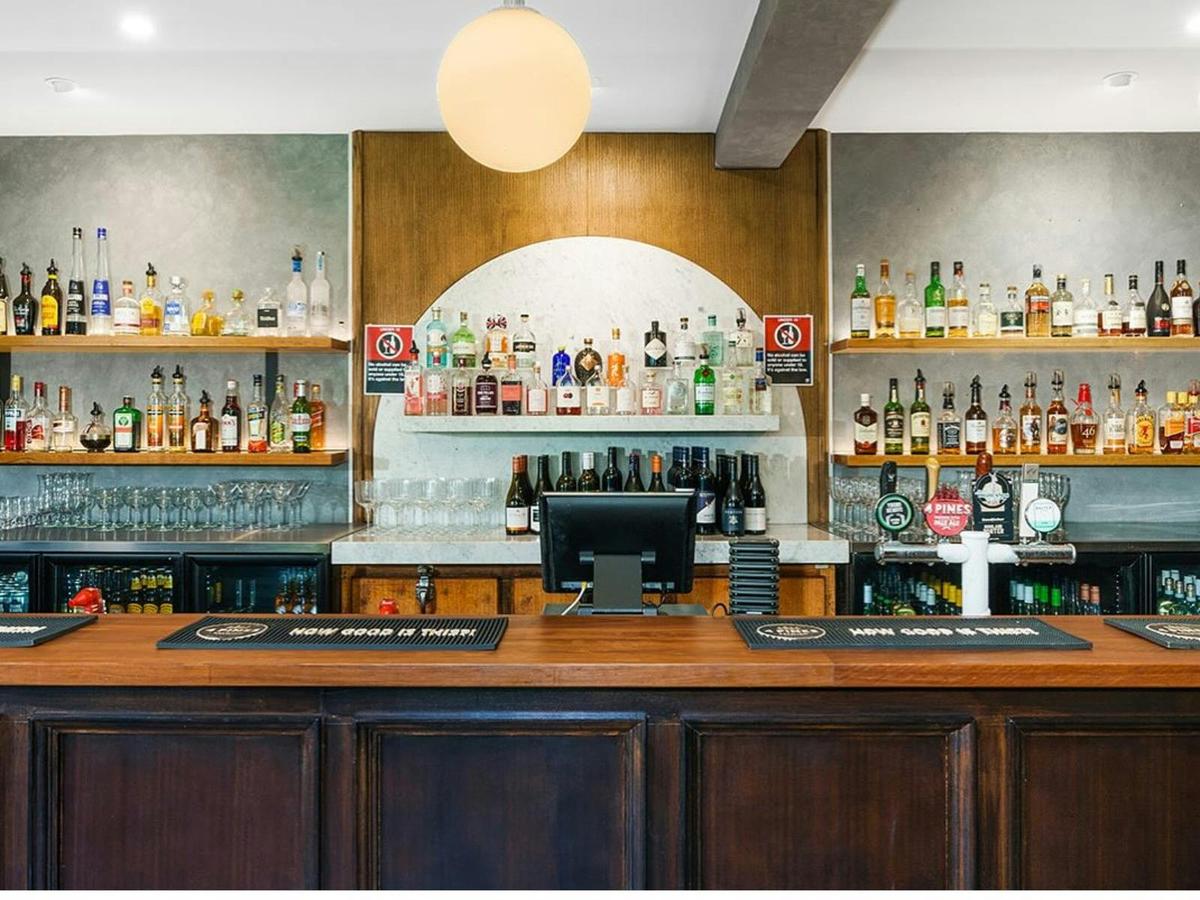 Bundanoon Hotel 2