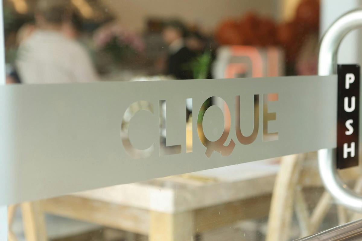 Clique Albury