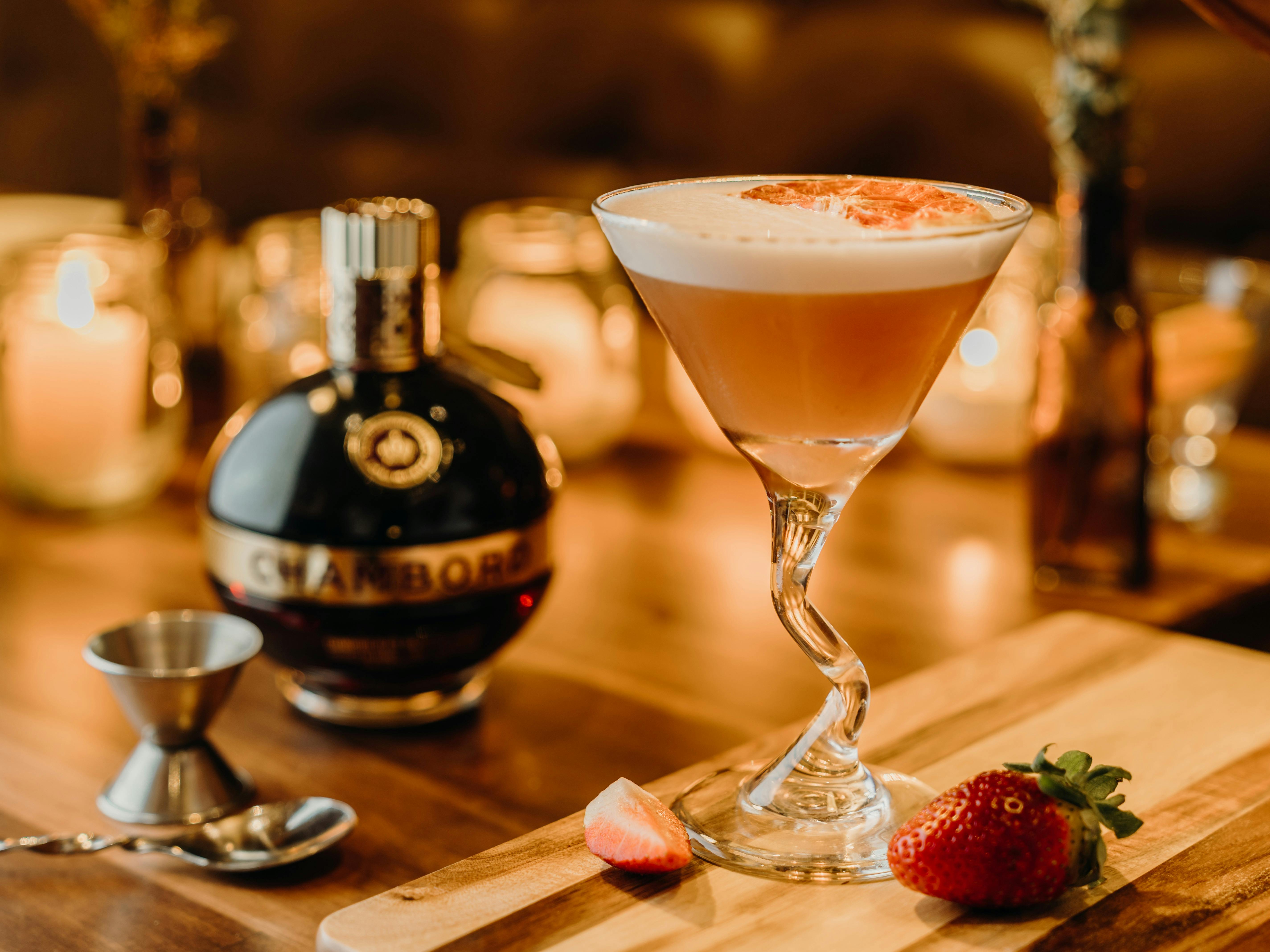 Offering an exquisite cocktail menu