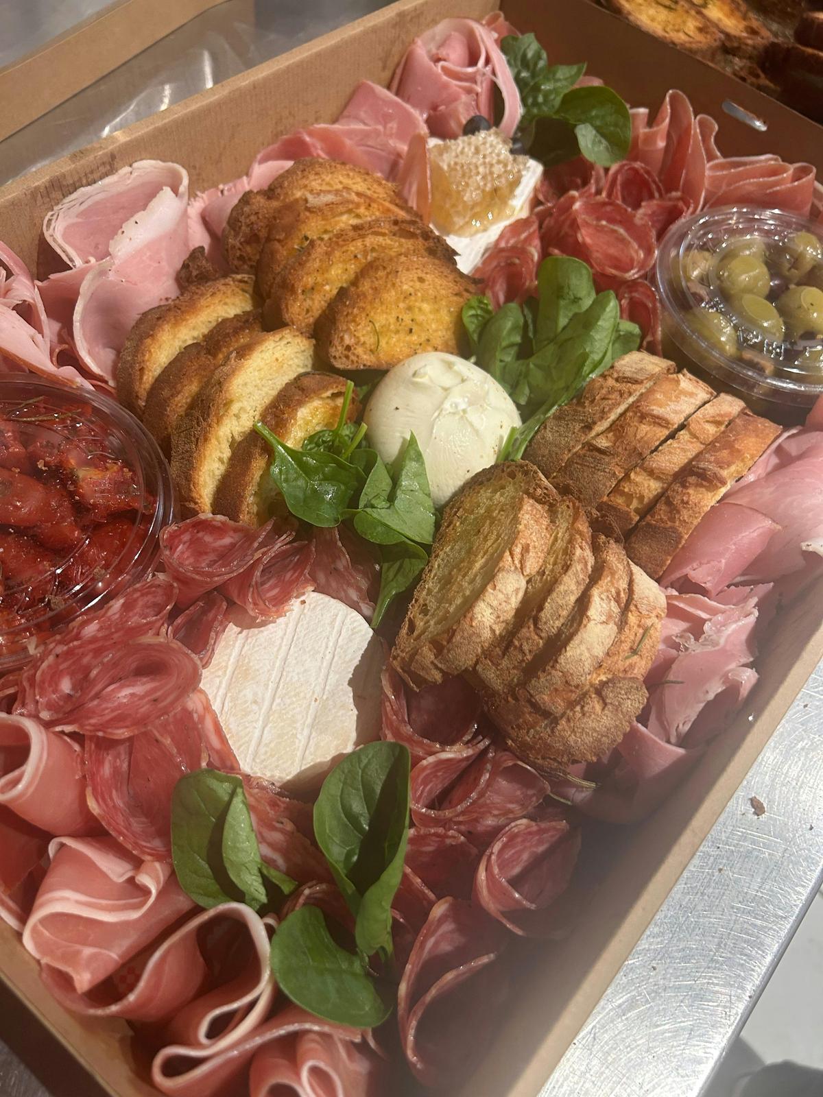 Grazing boxes