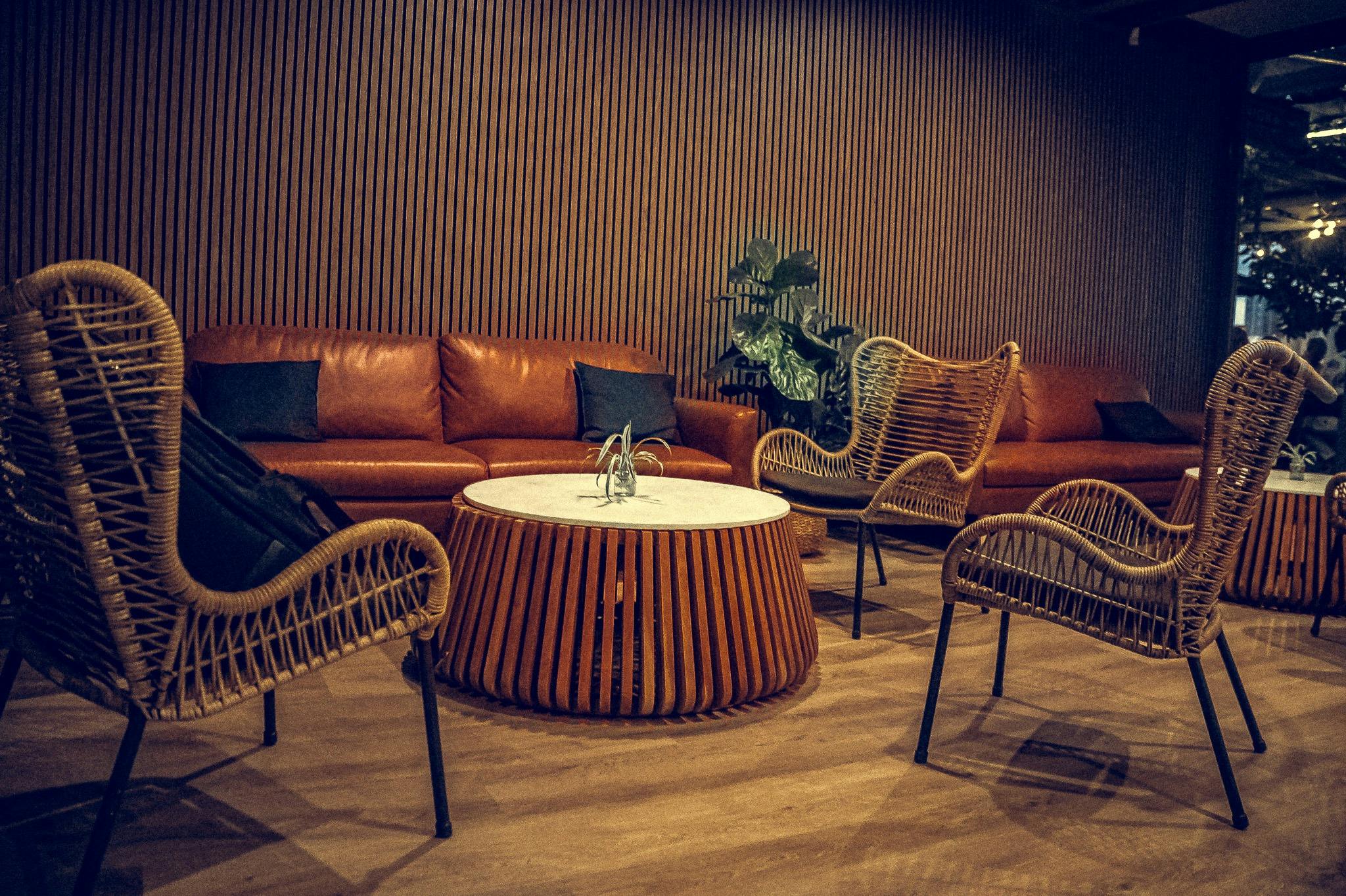 Nioka Steakhouse Bar Lounge