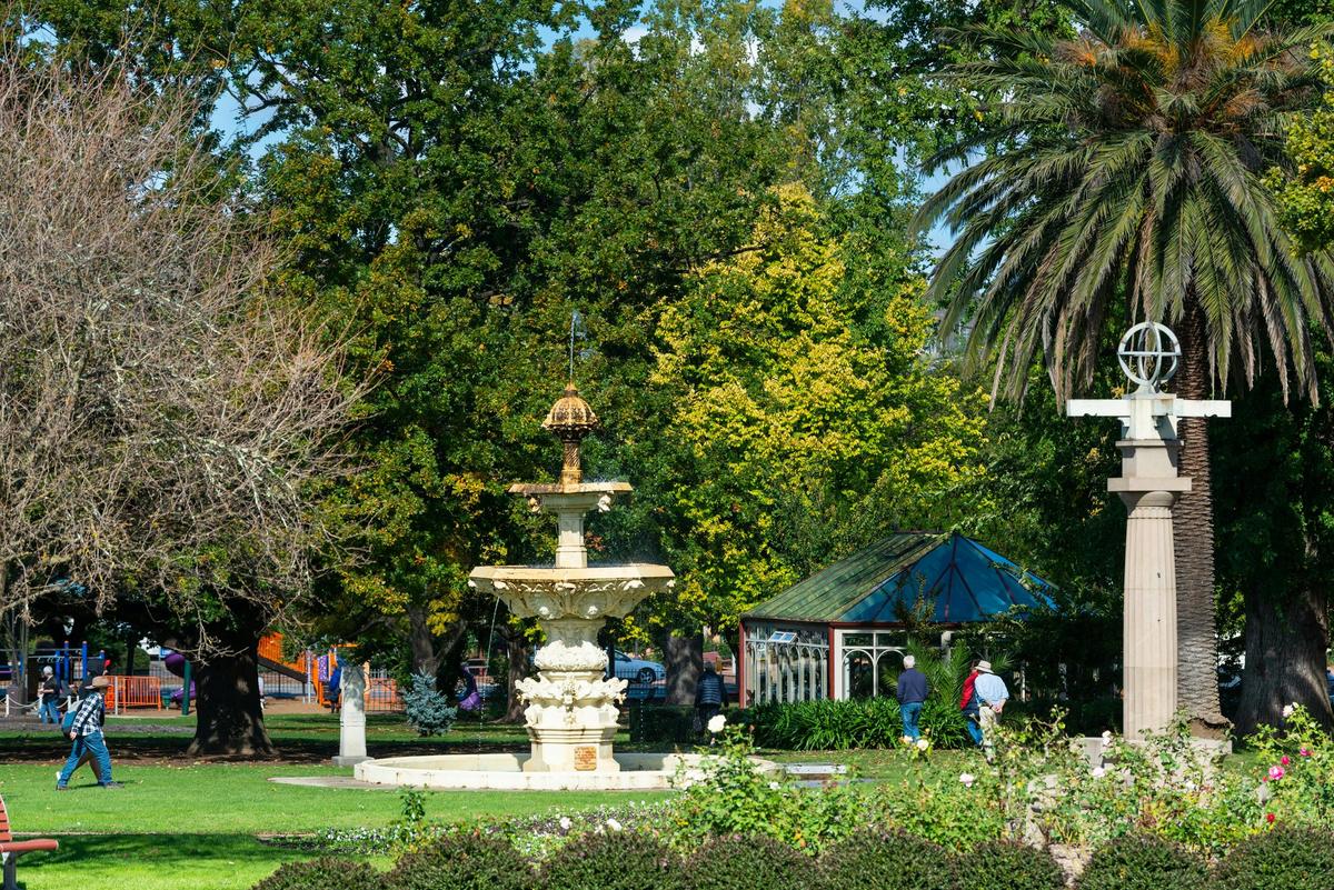 Belmore Park - Obelisk