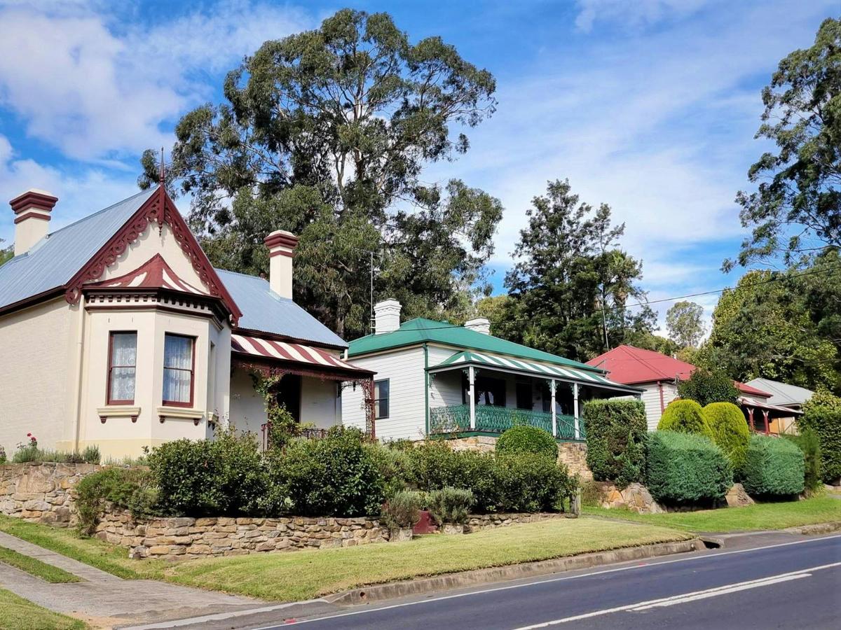 Menangle Street