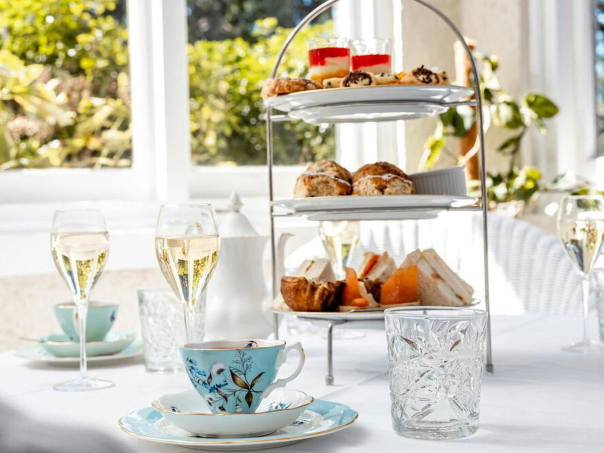 The Robertson Hotel 1