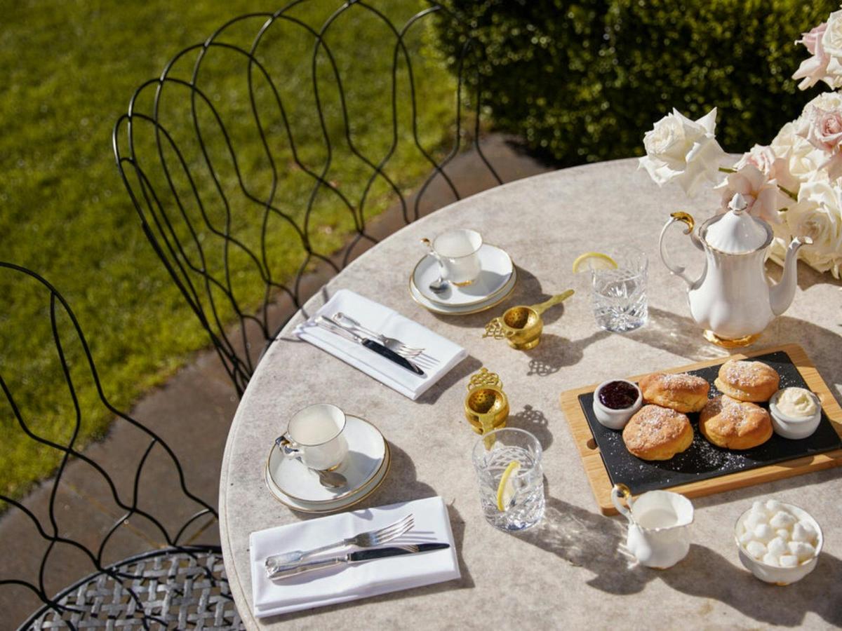 The Robertson Hotel 4