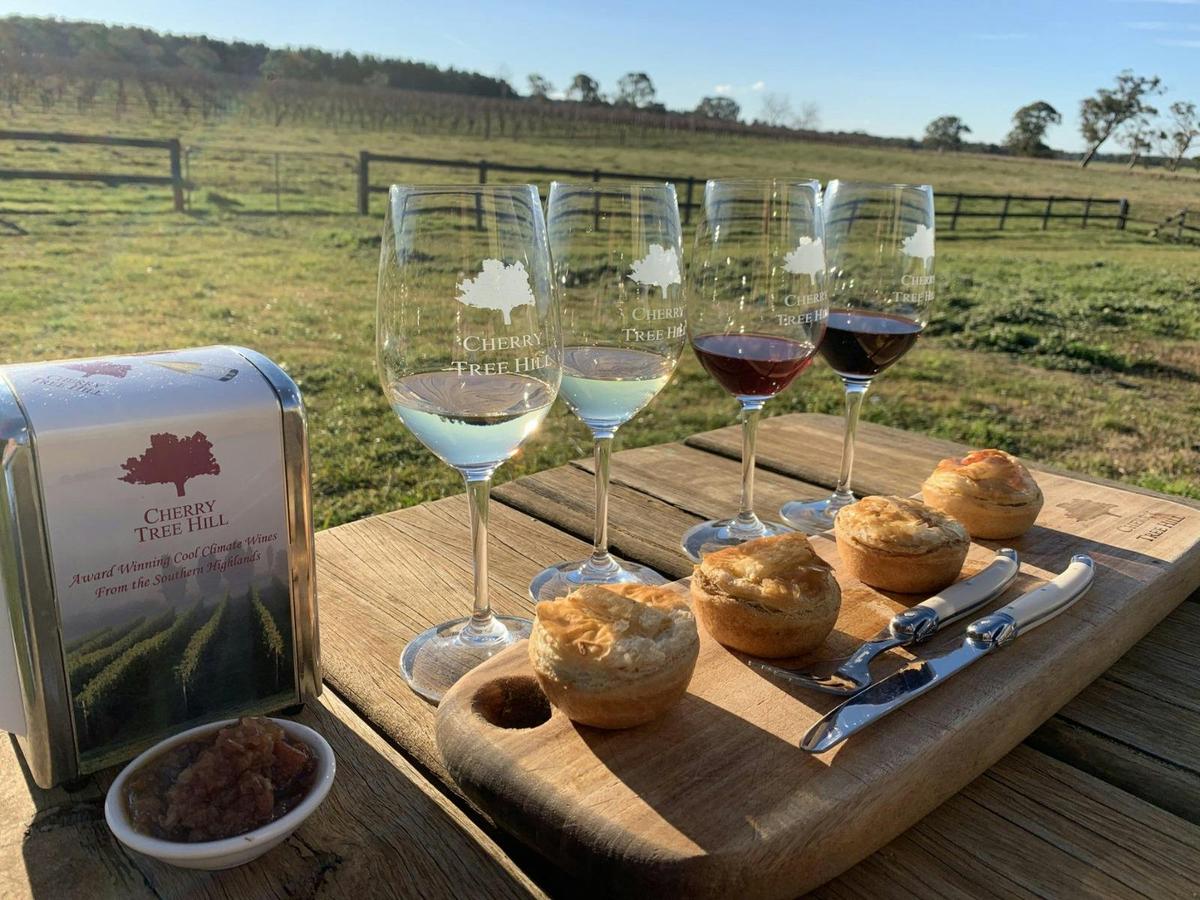 Cherry Tree Hill Wines