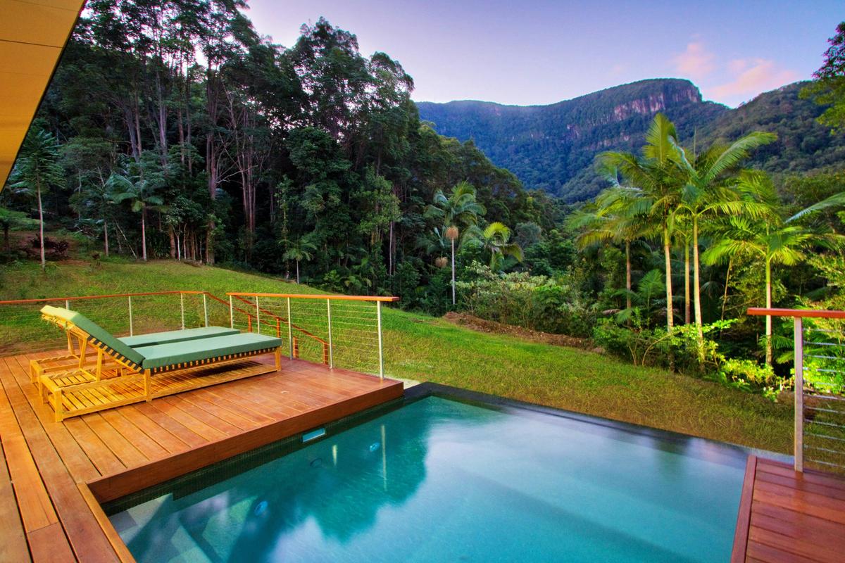Luxury Mountain View Lodge
