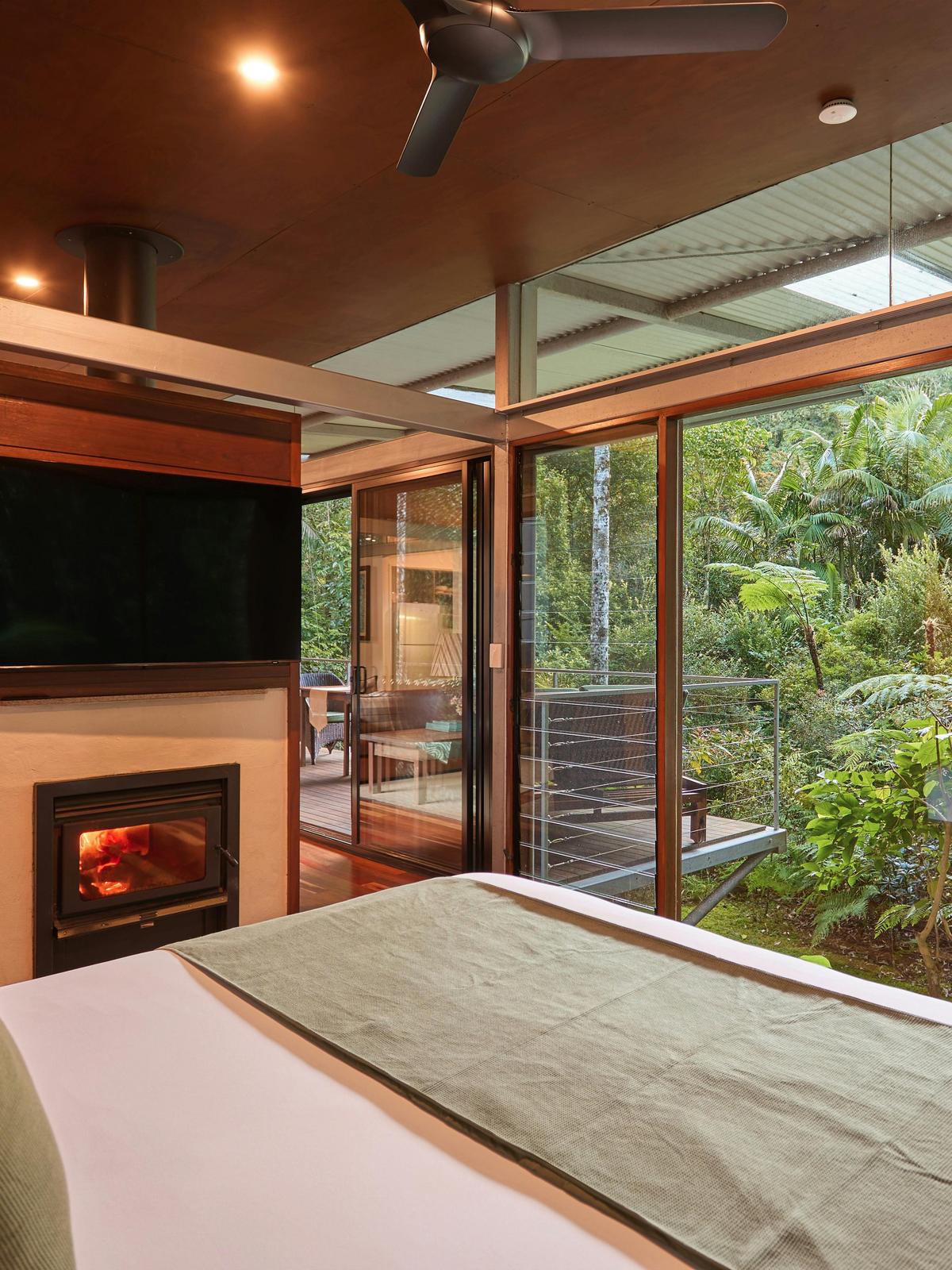 Glass Terrace Bungalow
