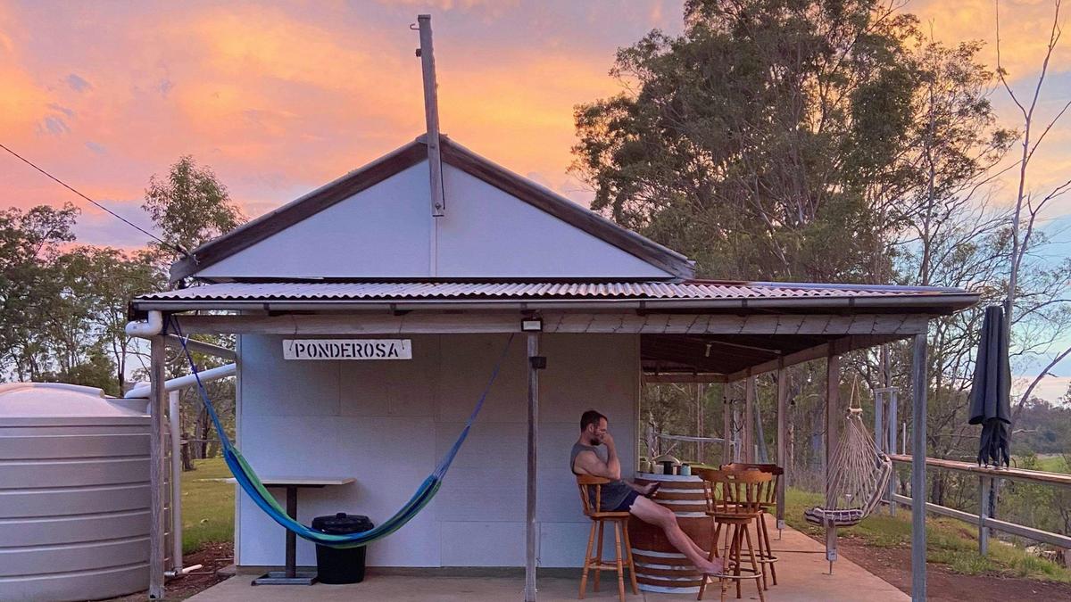 ‘The Hut’ on the Clarence (4WD)