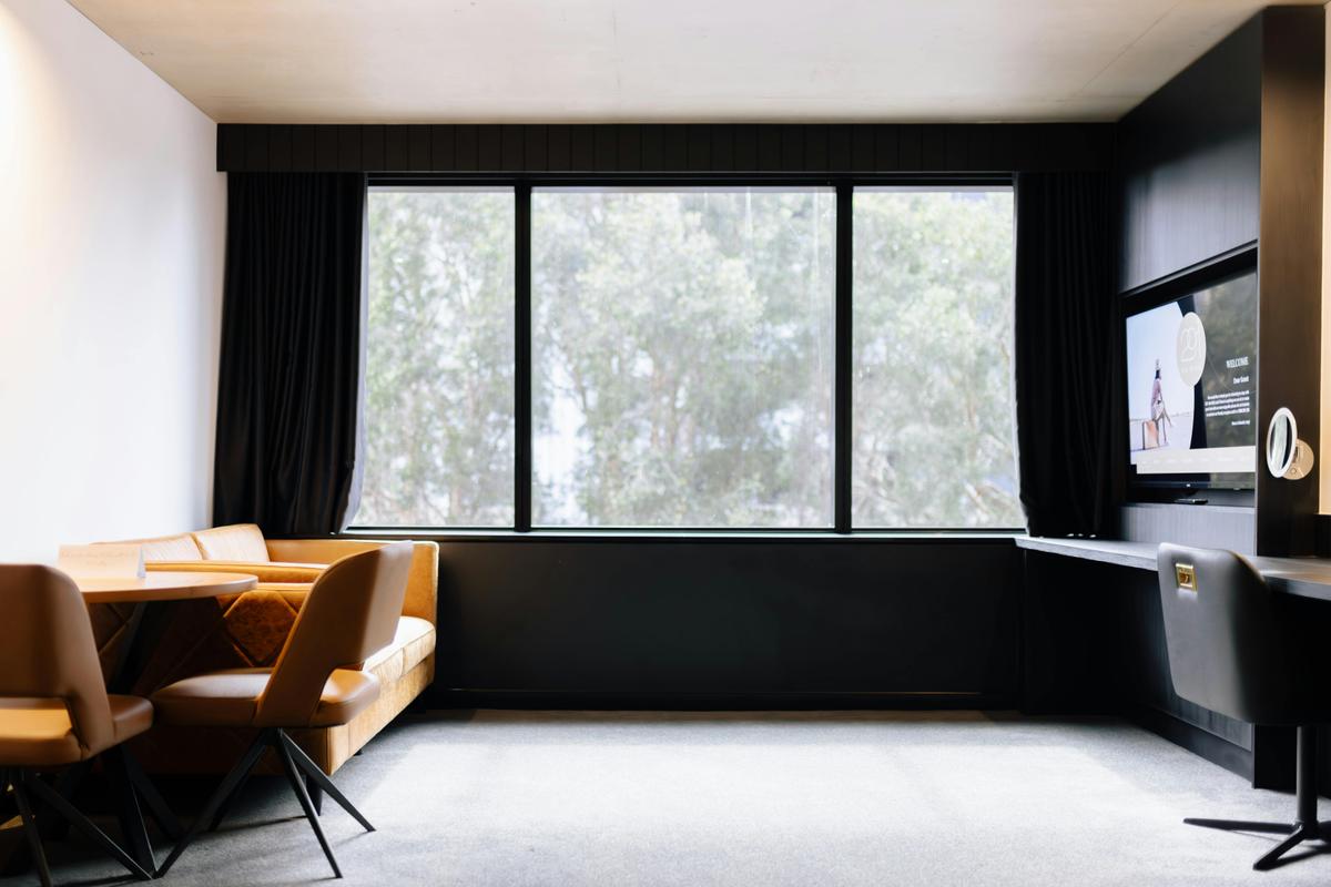 One Bedroom Accessible Lounge Area