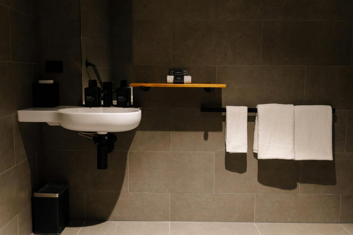 One Bedroom Accessible Bathroom