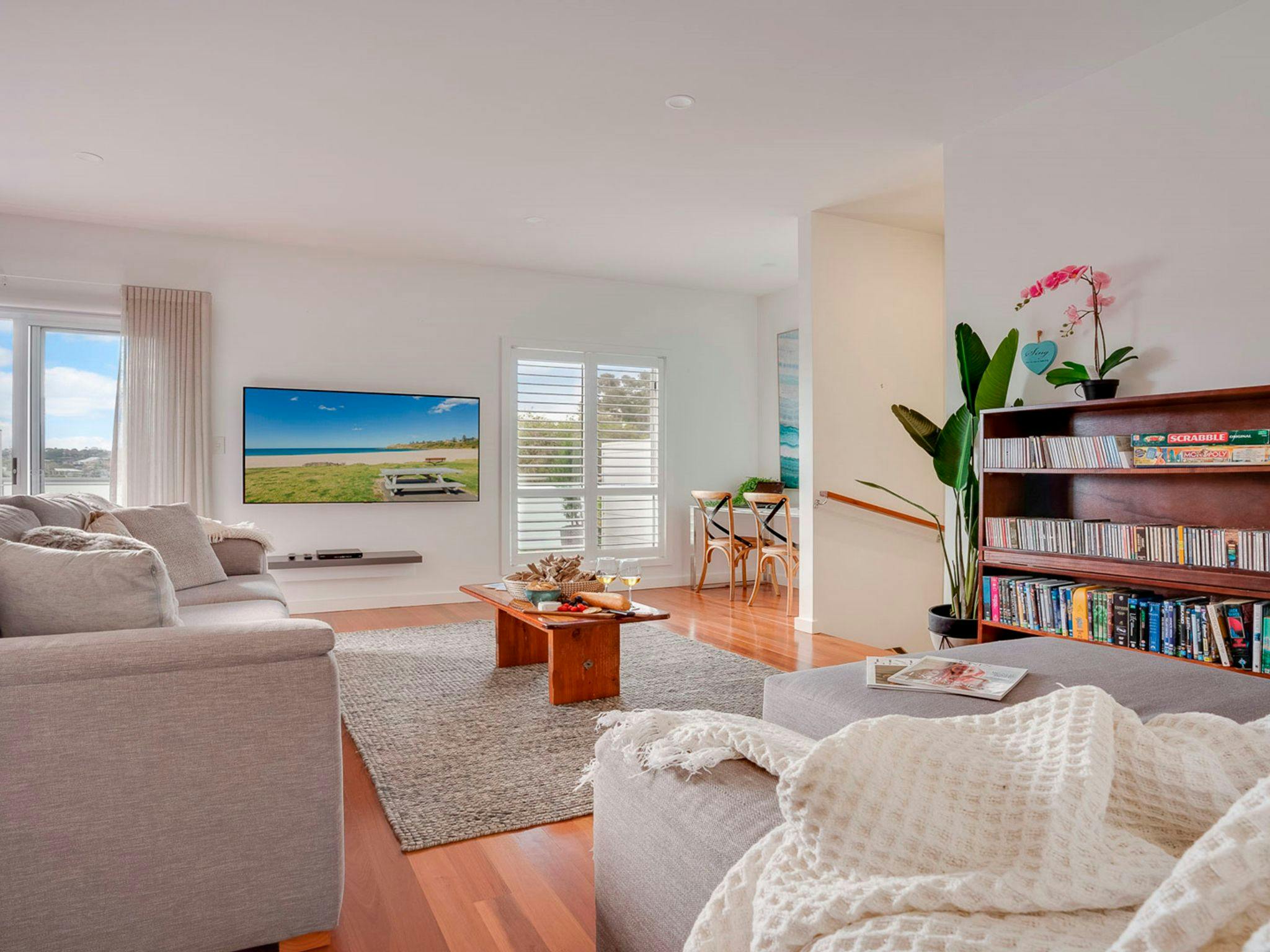 Air Conditioning, DVD Player, Television, Wi-Fi